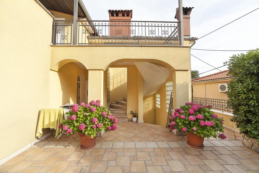 Apartments Hortensia Opatija Buitenkant foto